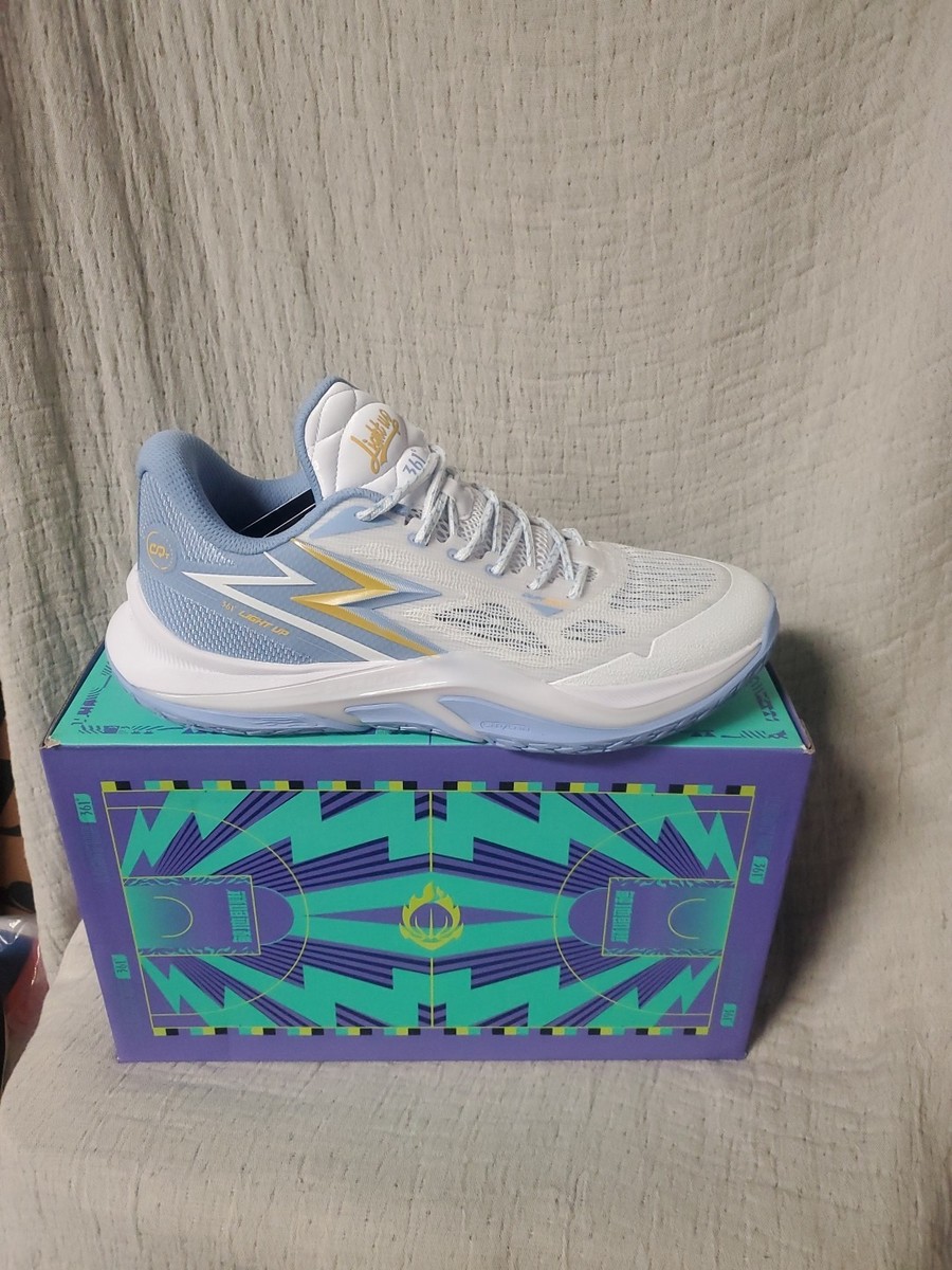 sneakers putih
